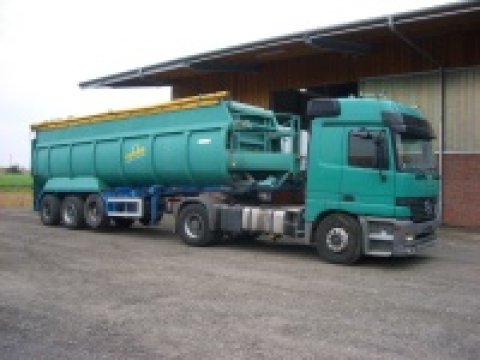 abschieber für Klärschlammtransport